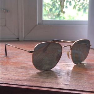 Hexagonal Flat Lens Ray-Bans